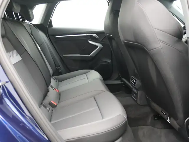 Audi A3 view 9