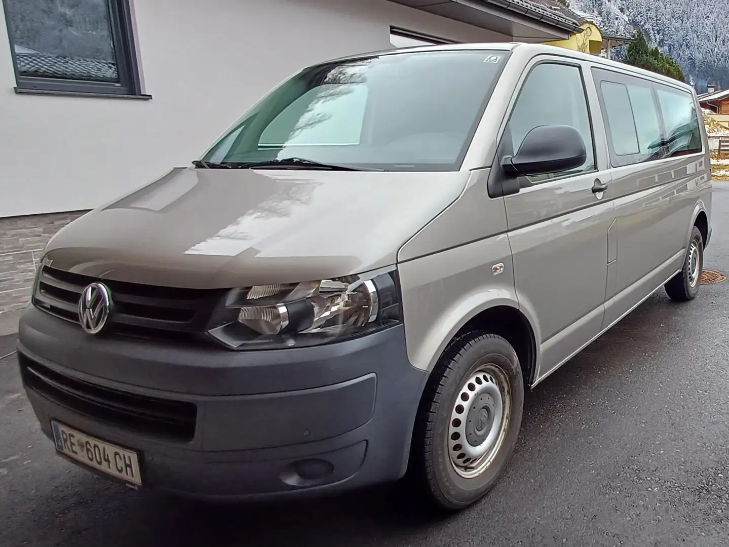 Volkswagen T5 Plateado - 1