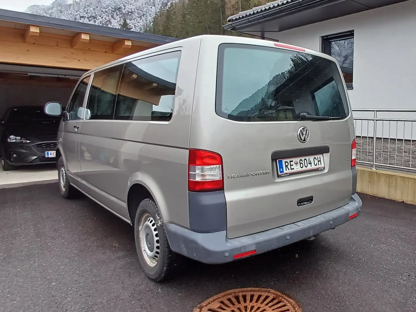 Volkswagen T5 Plateado - 2