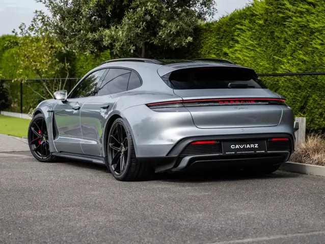 Porsche Taycan view 2