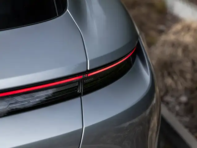 Porsche Taycan view 29