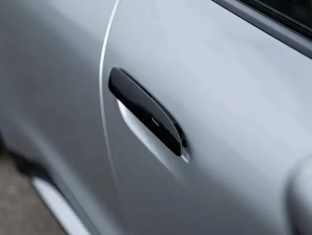 Porsche Taycan view 23