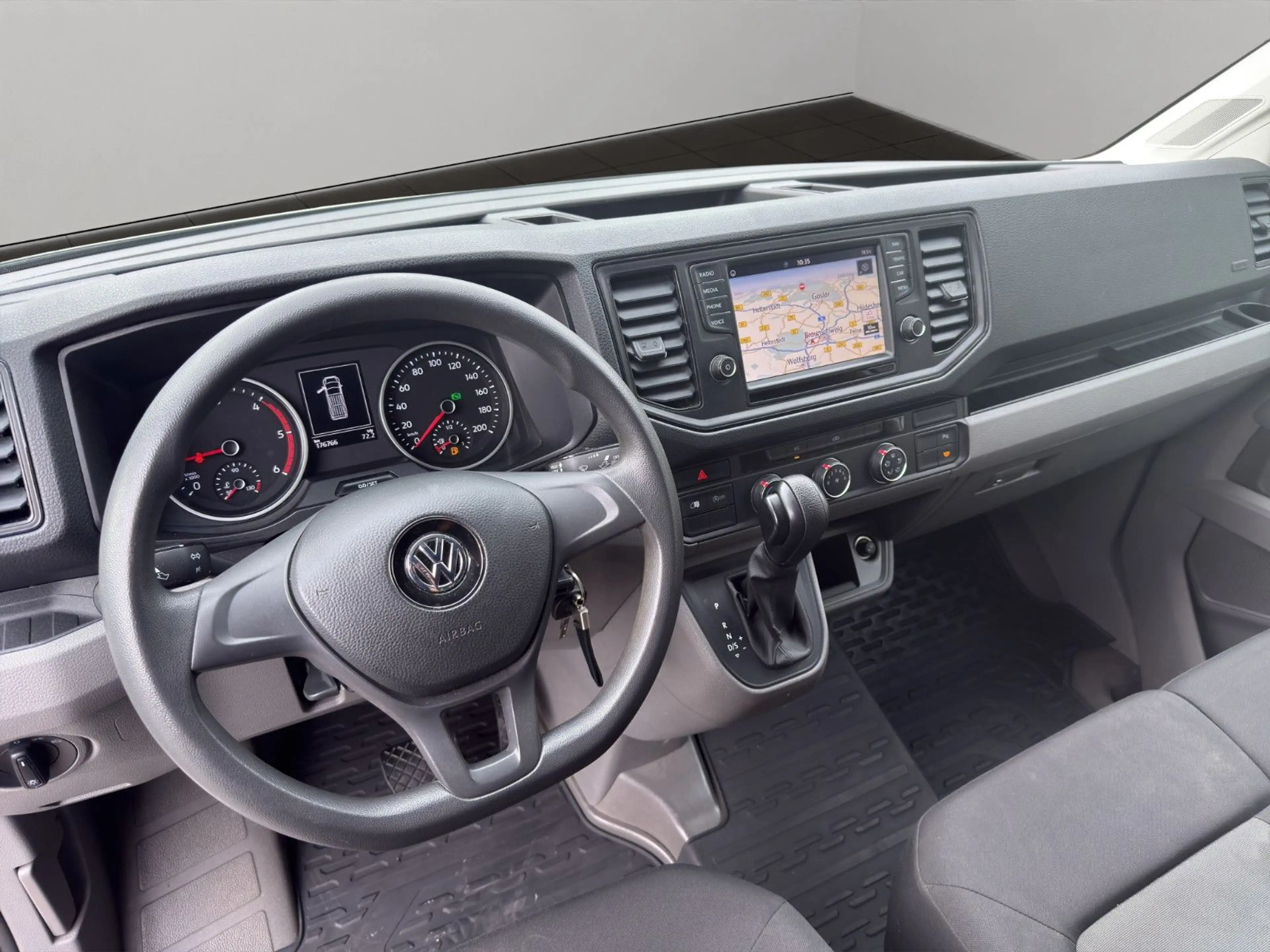 Volkswagen Crafter 2.0 TDI DSG lang L4H3 LED NAVI CAM PDC — photo 13