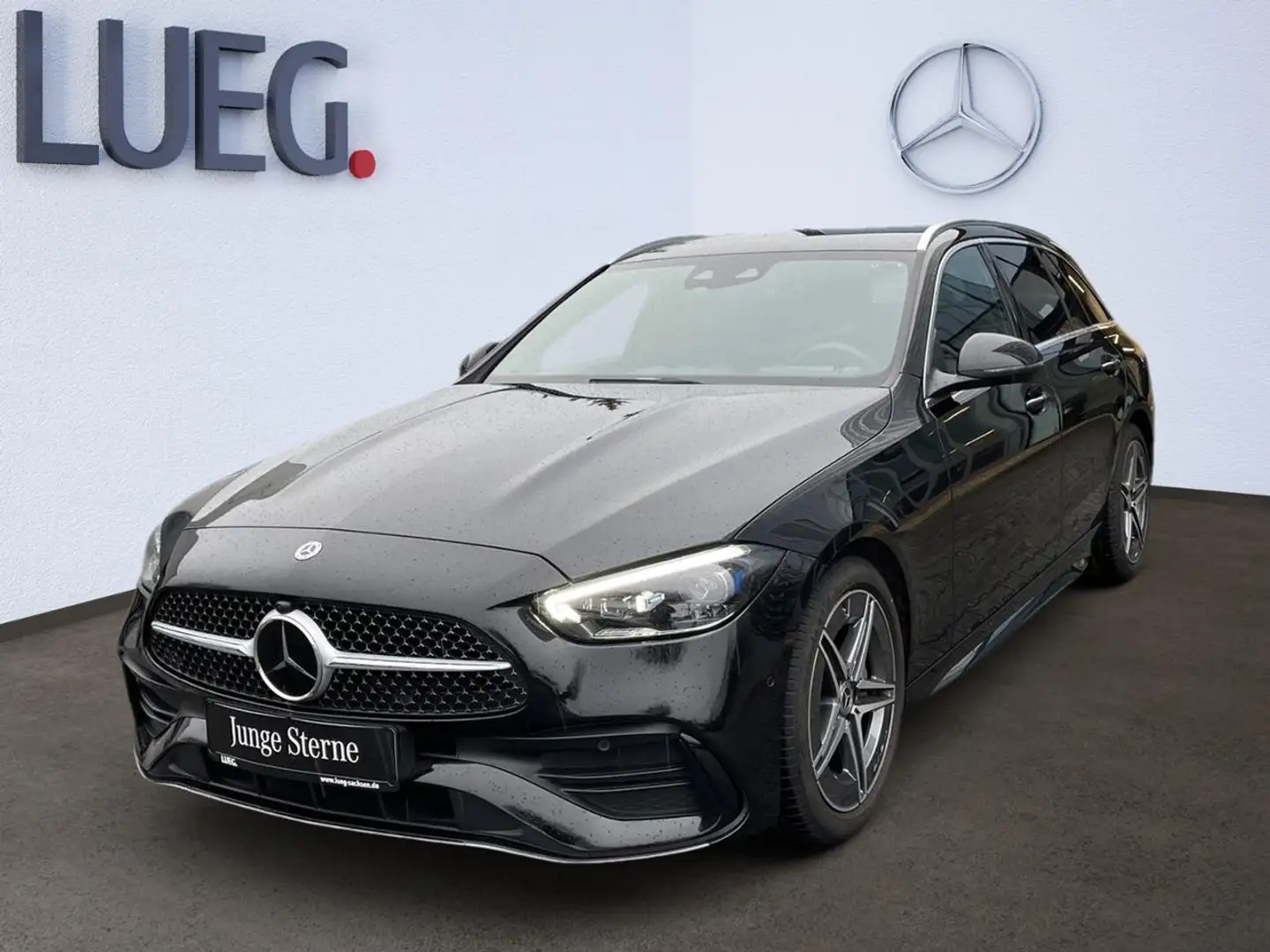 Mercedes-Benz C 300 4MATIC T AMG+DISTRONIC+INFOTAINMENT+LED Czarny - 1