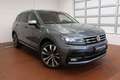 Volkswagen Tiguan Highline 4Motion R-Line LED AHK Winterpaket Grijs - thumbnail 3