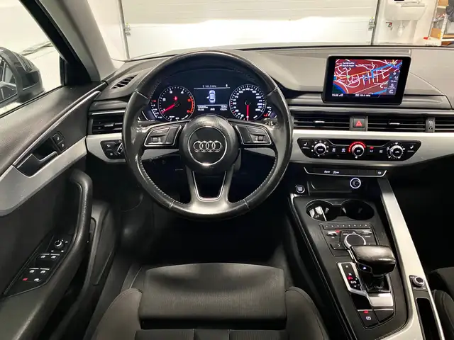 Audi A4 view 13