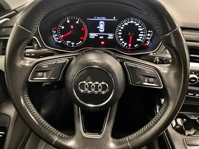Audi A4 view 15