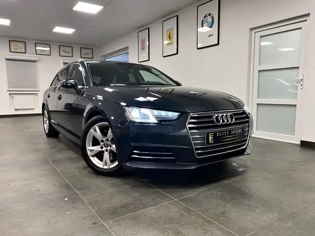 Audi A4 view 3