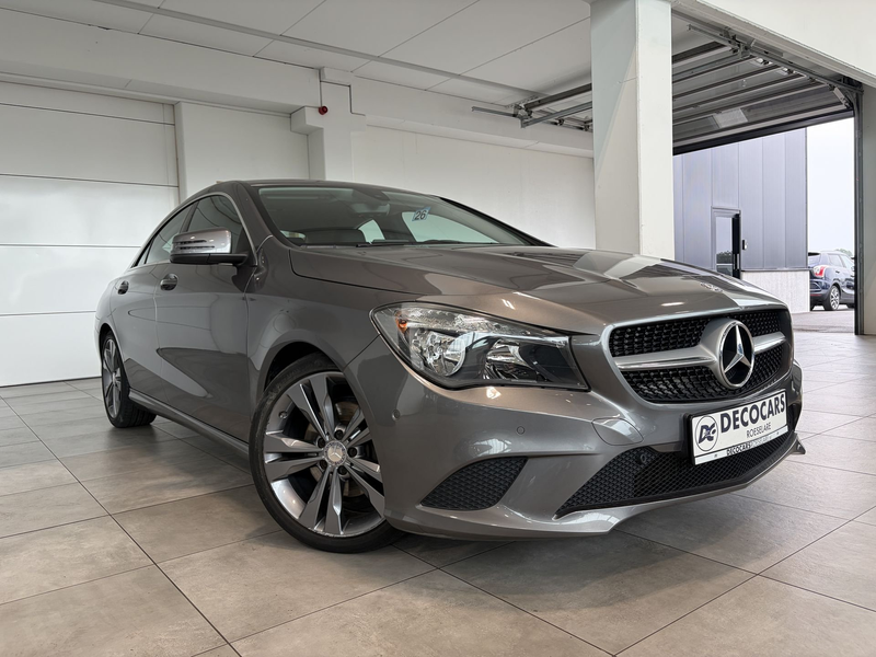 Mercedes-Benz CLA 200 Automaat / Leder / Camera / Navigatie / Sfeerverlichting — photo 5