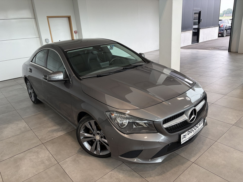 Mercedes-Benz CLA 200 Automaat / Leder / Camera / Navigatie / Sfeerverlichting — photo 6