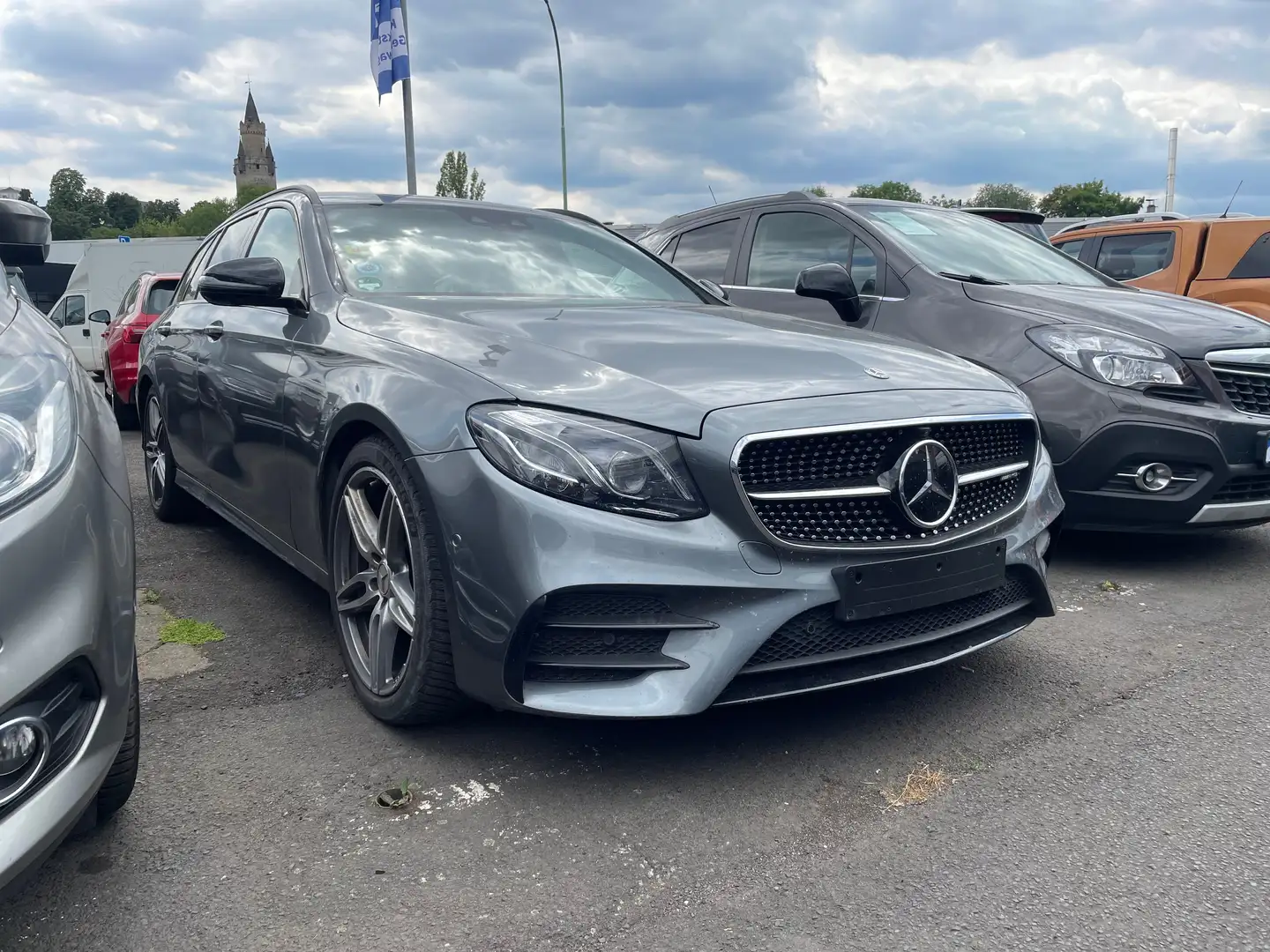 Mercedes-Benz E 43 AMG 4Matic Grau - 1