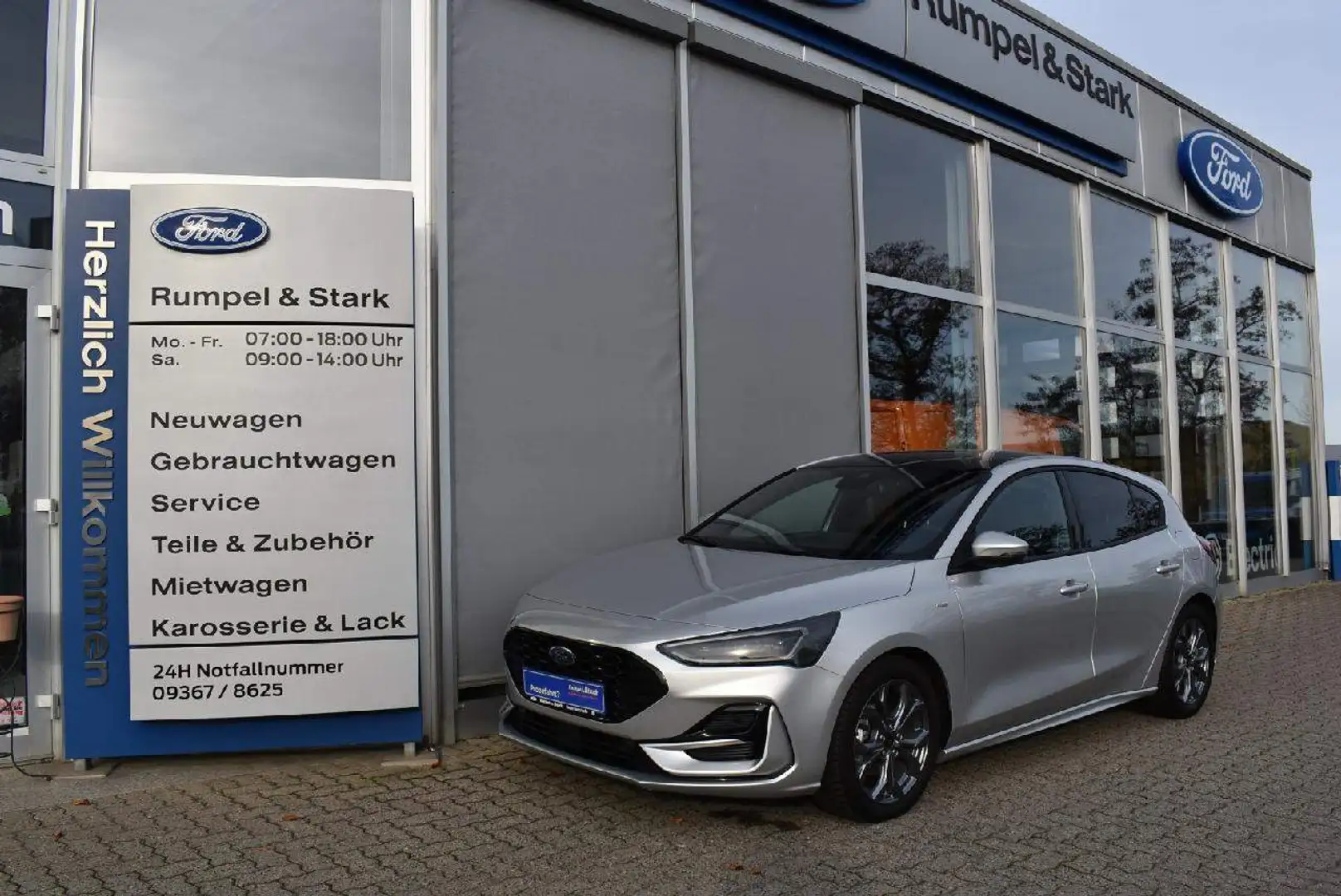 Ford Focus ST-Line X Silber - 1