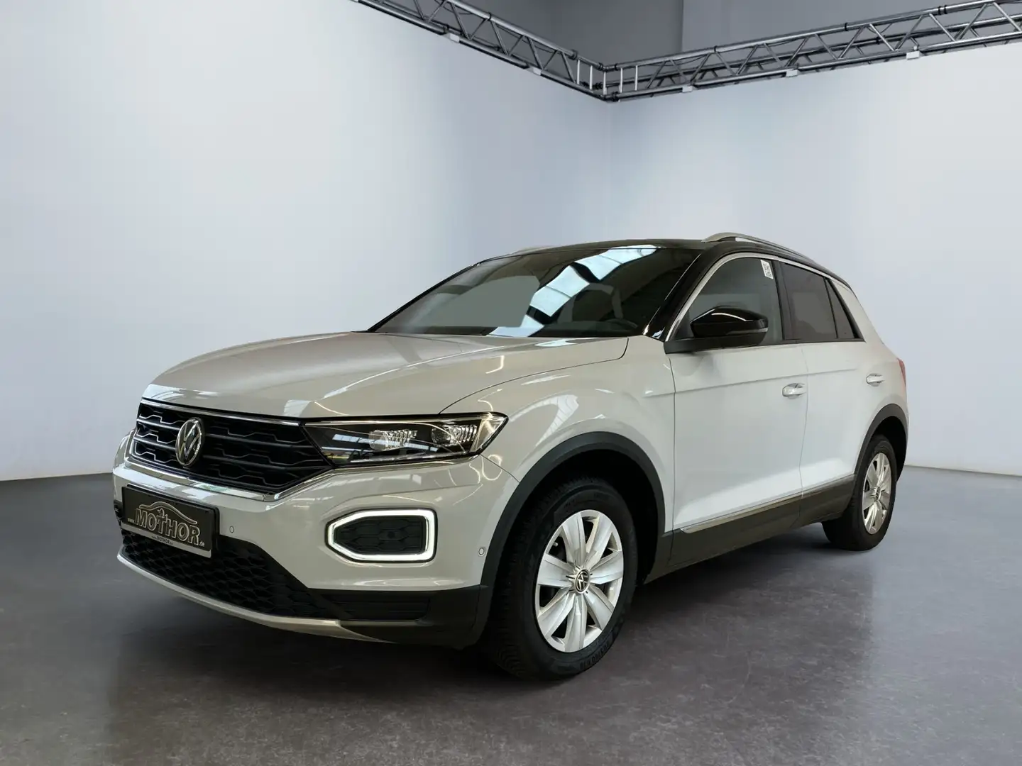 Volkswagen T-Roc Sport 2.0 TSI DSG 4Motion Standheizung Silber - 2