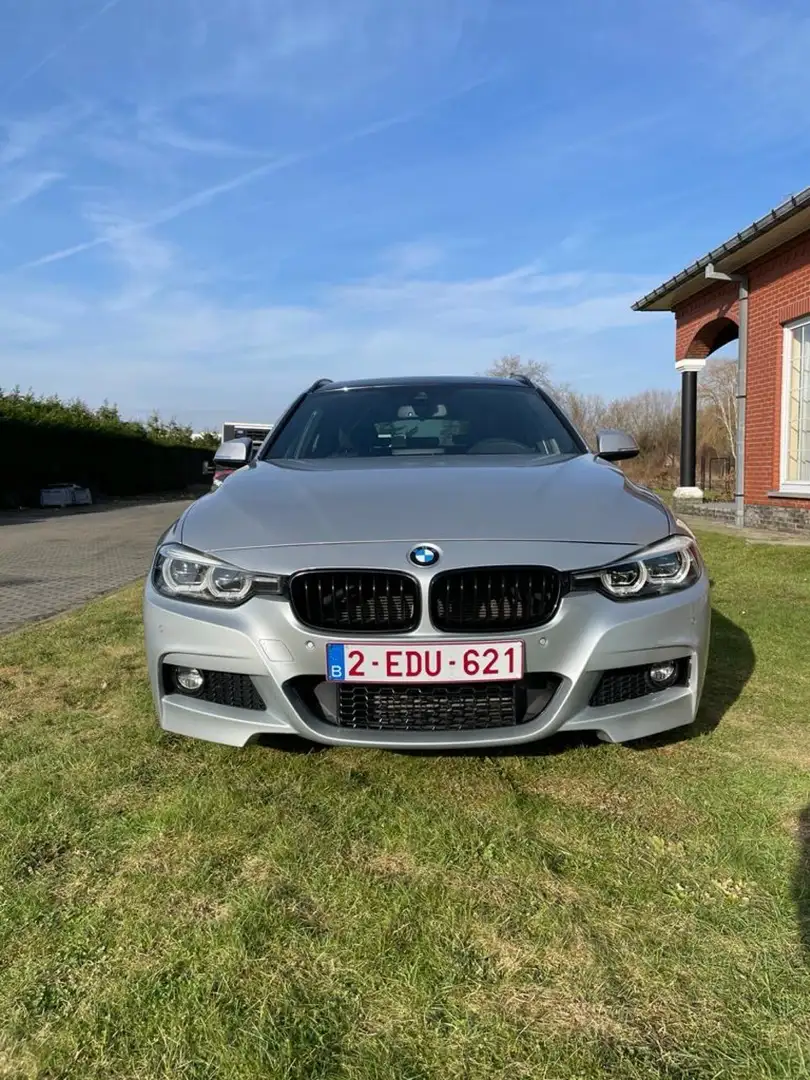 BMW 320 320d Touring Aut. M Sport Argent - 2