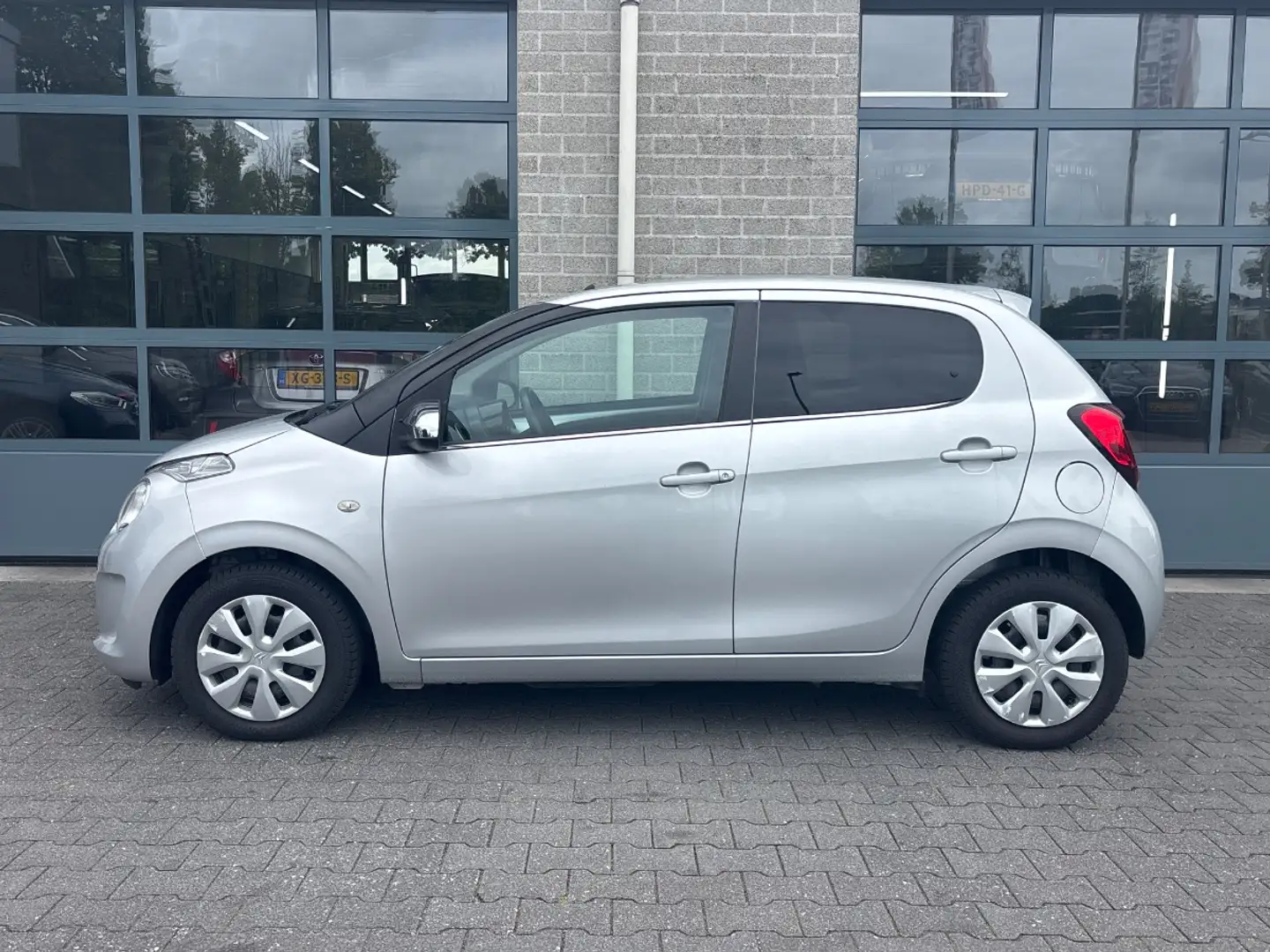 Citroen C1 1.0 e-VTi Style Edition Gris - 2