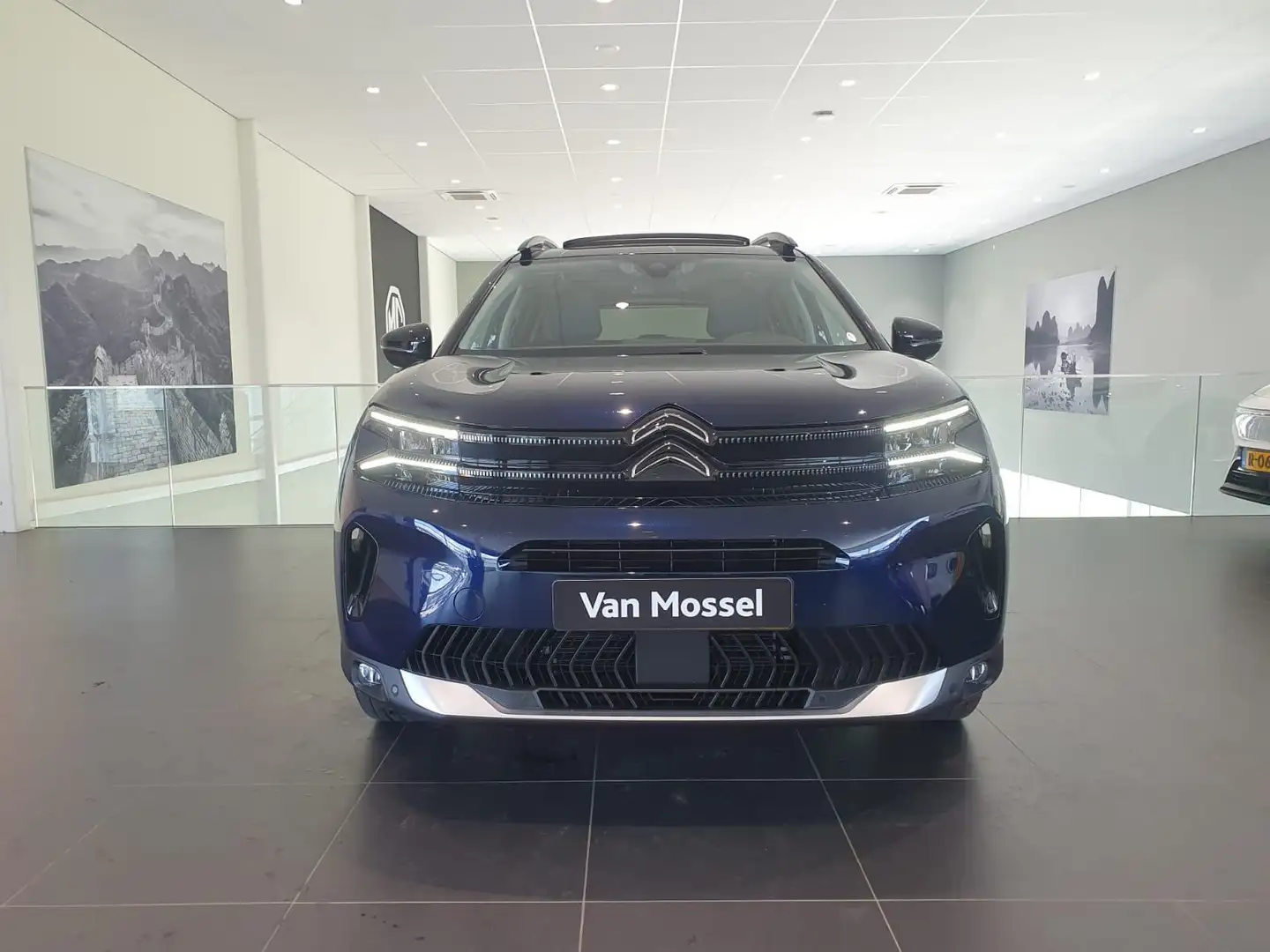 Citroen C5 Aircross 1.2 PureTech Shine | AUTOMAAT | Schuifdak | Elektr Blauw - 2