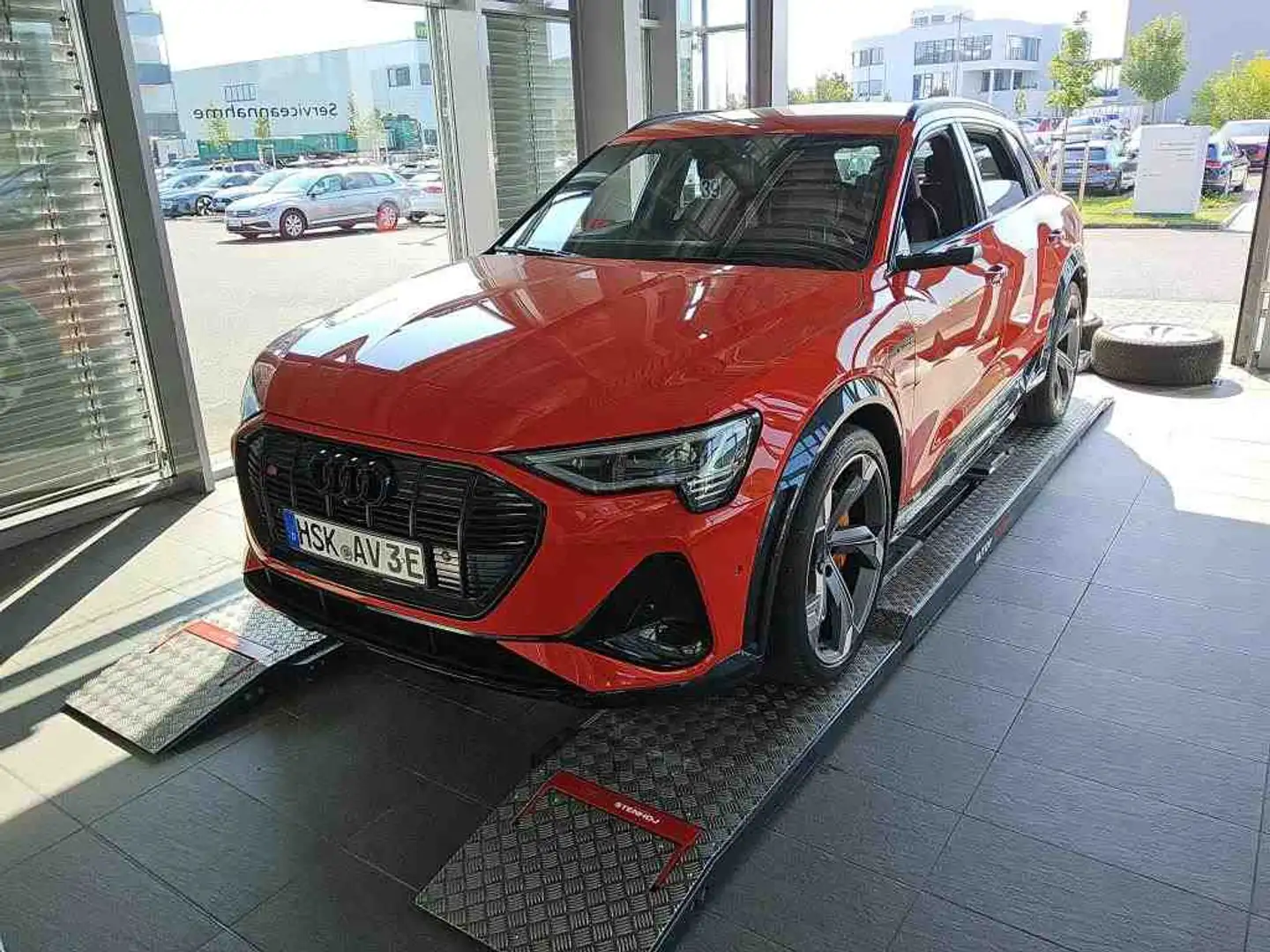 Audi e-tron S quattro Matrix/StHz/Virt/360/ACC/HUD Rot - 2