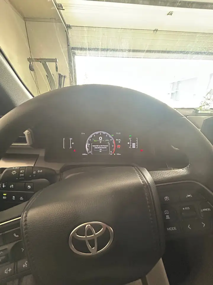 Toyota 4-Runner снимка Toyota 4-Runner