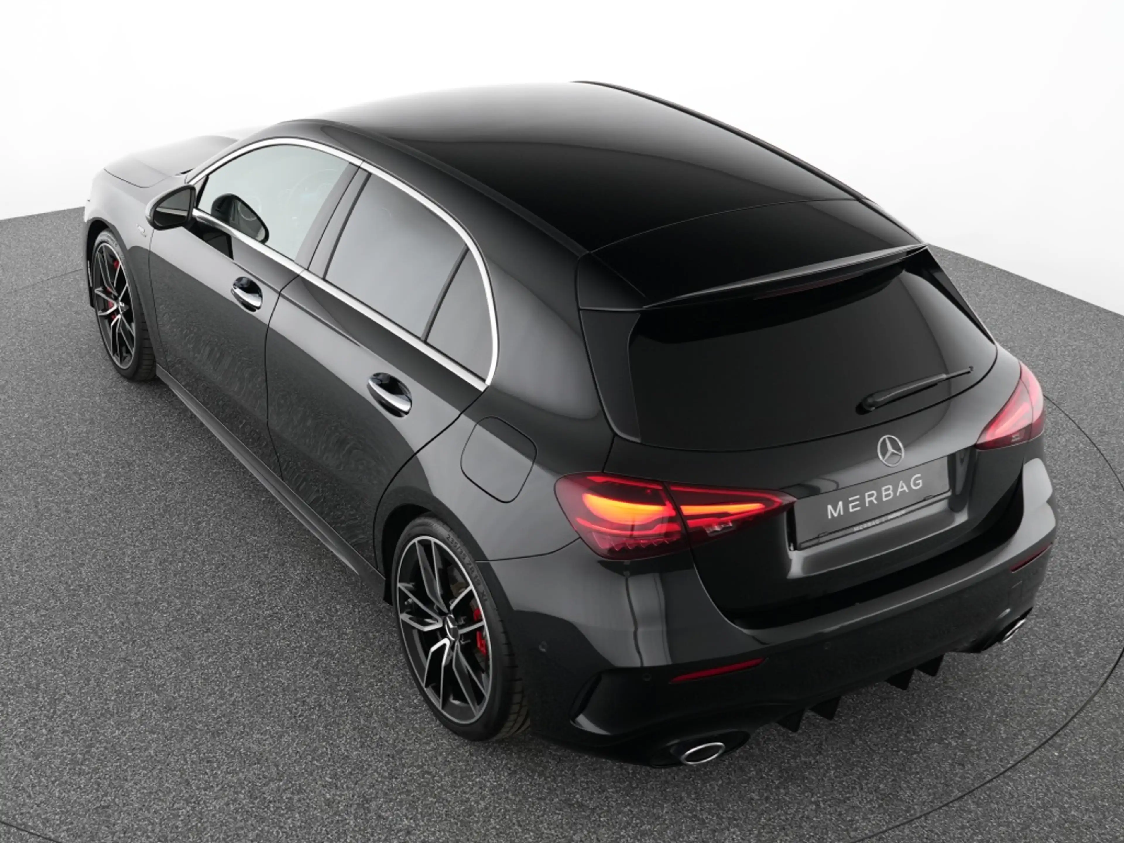 Mercedes-Benz A 35 AMG AMG A 35 4M Premium Leder LED Distronic Kamera — photo 11