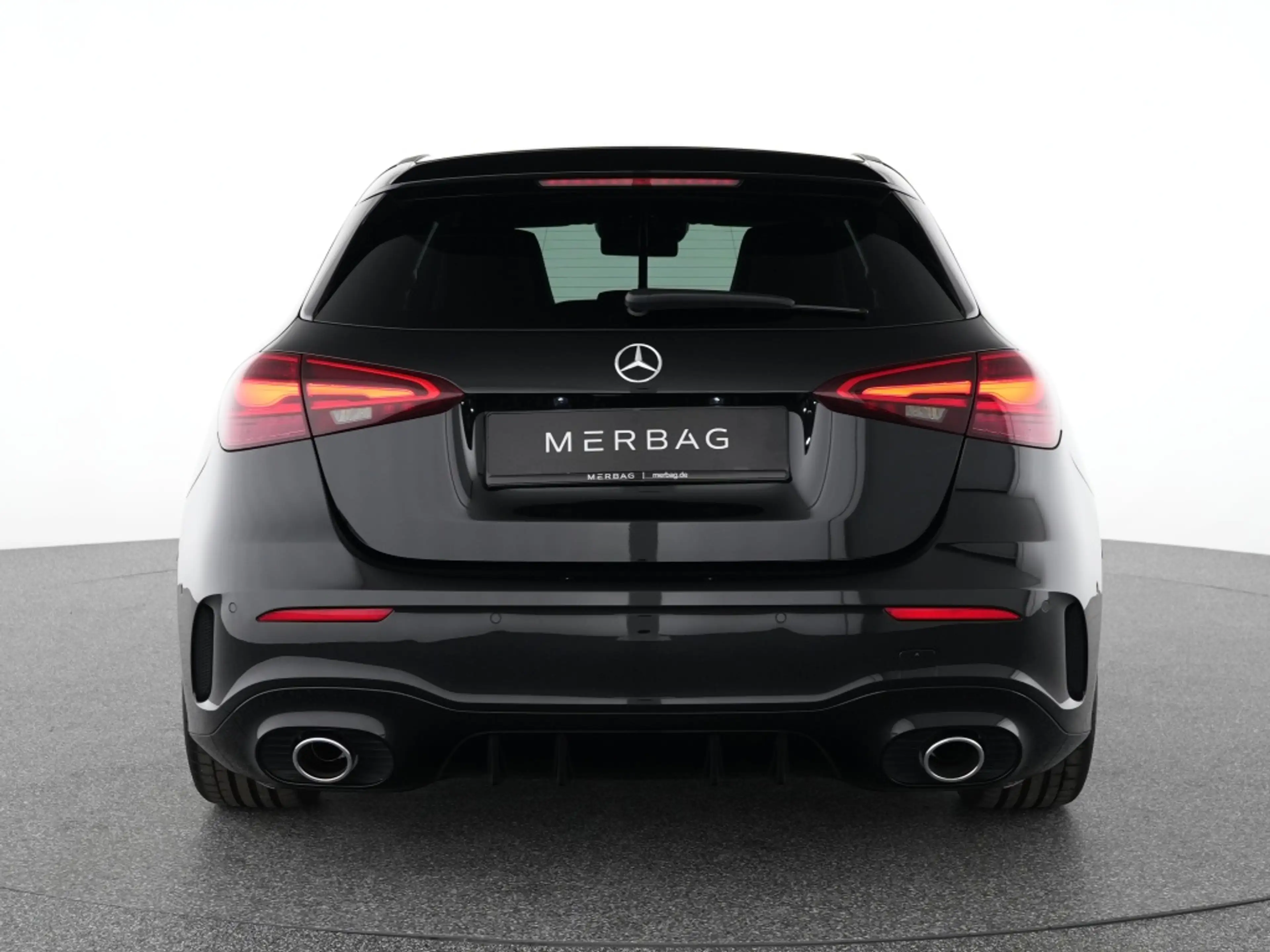 Mercedes-Benz A 35 AMG AMG A 35 4M Premium Leder LED Distronic Kamera — photo 4