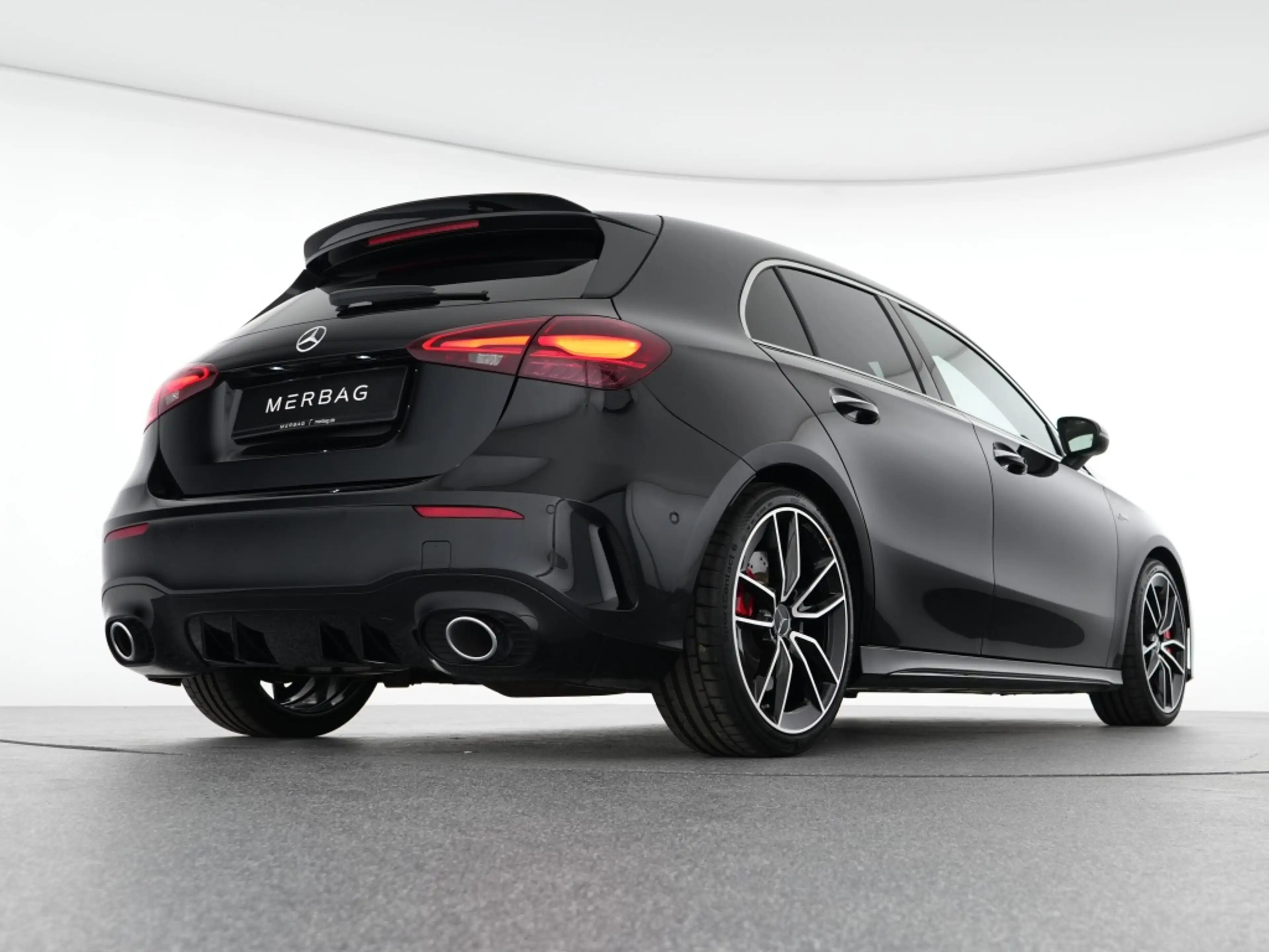 Mercedes-Benz A 35 AMG AMG A 35 4M Premium Leder LED Distronic Kamera — photo 9