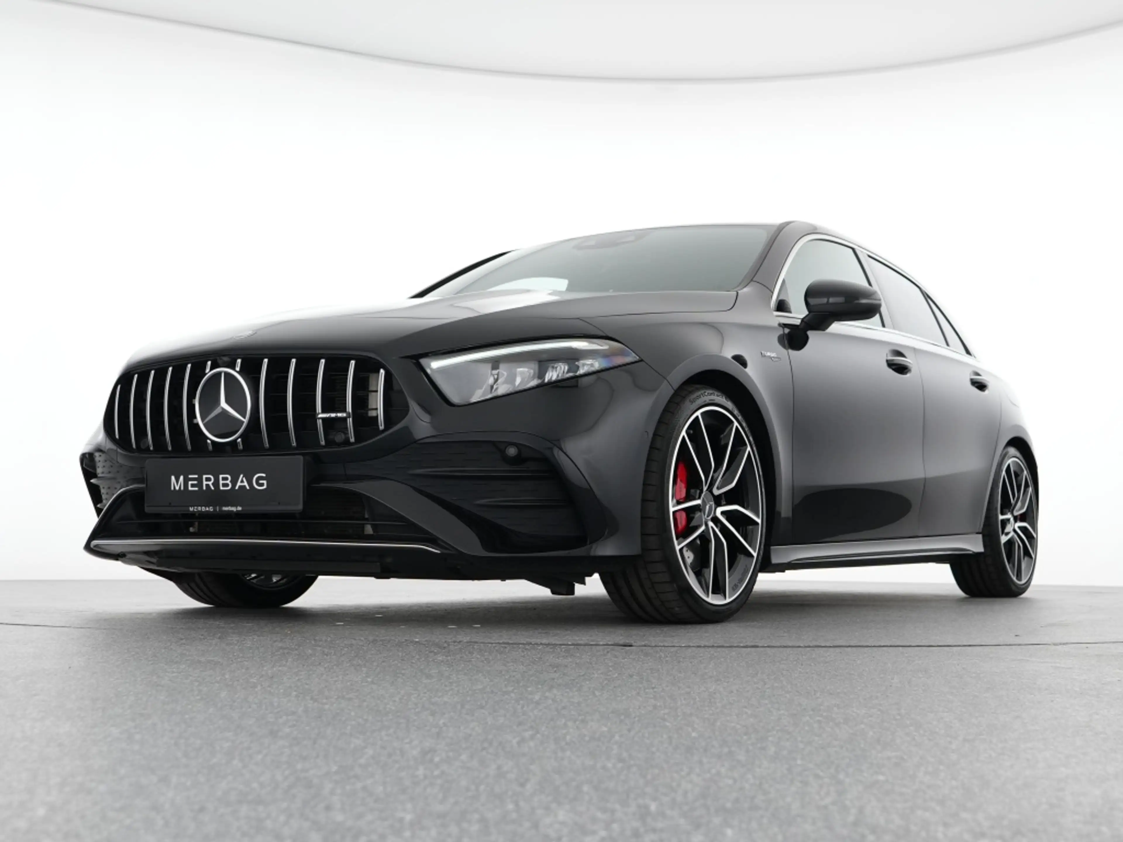 Mercedes-Benz A 35 AMG AMG A 35 4M Premium Leder LED Distronic Kamera — photo 8