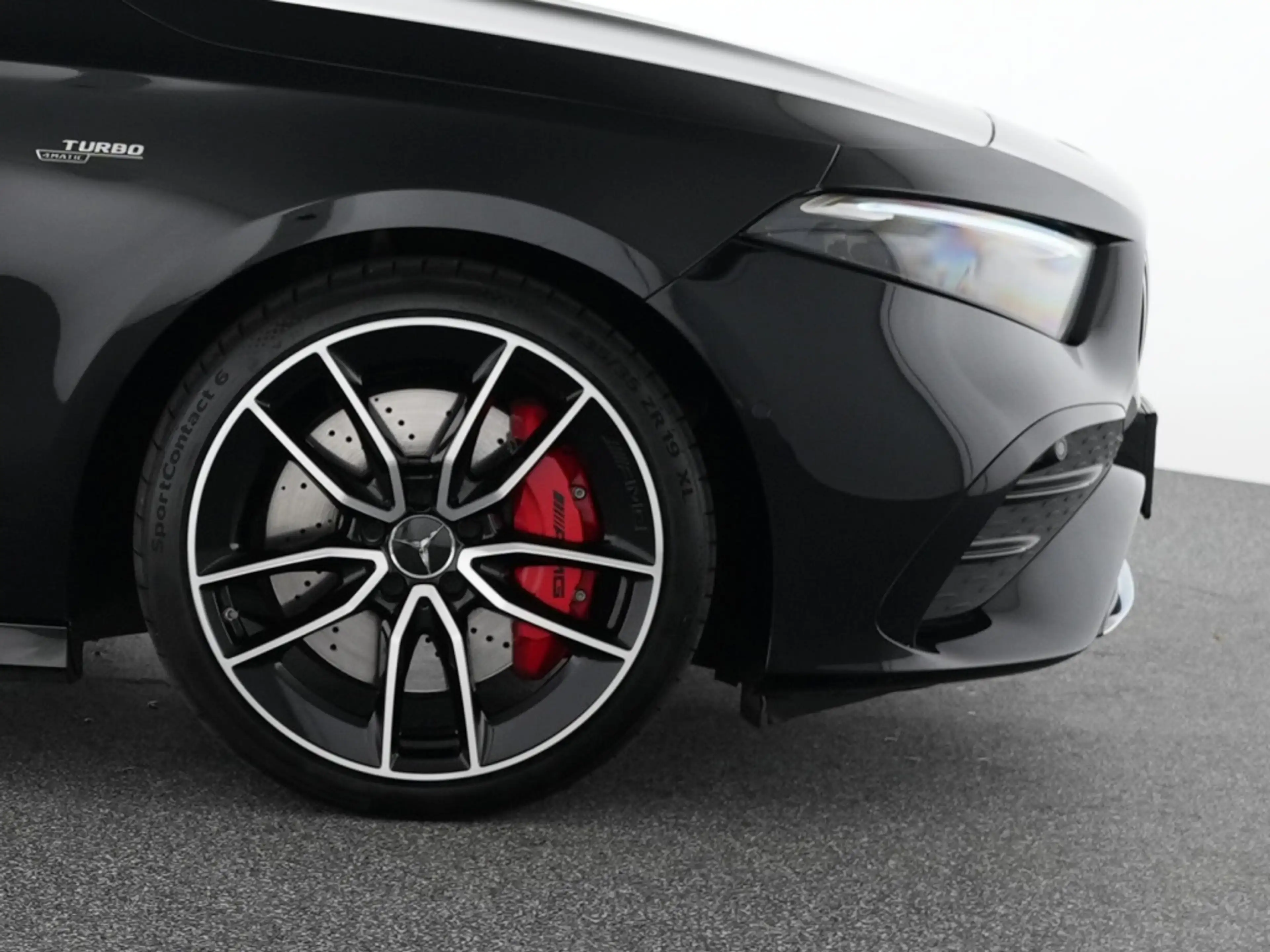 Mercedes-Benz A 35 AMG AMG A 35 4M Premium Leder LED Distronic Kamera — photo 6