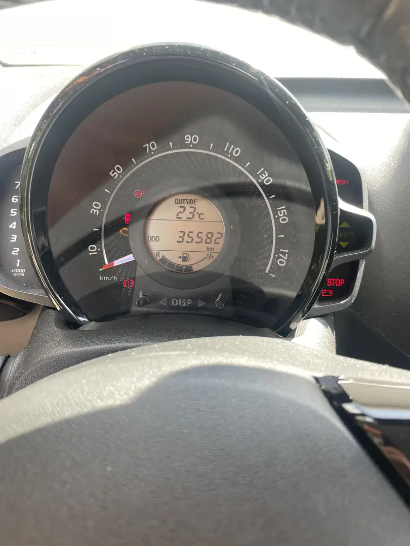 Toyota Aygo 1.0 VVT-i x-cite Negru - 1
