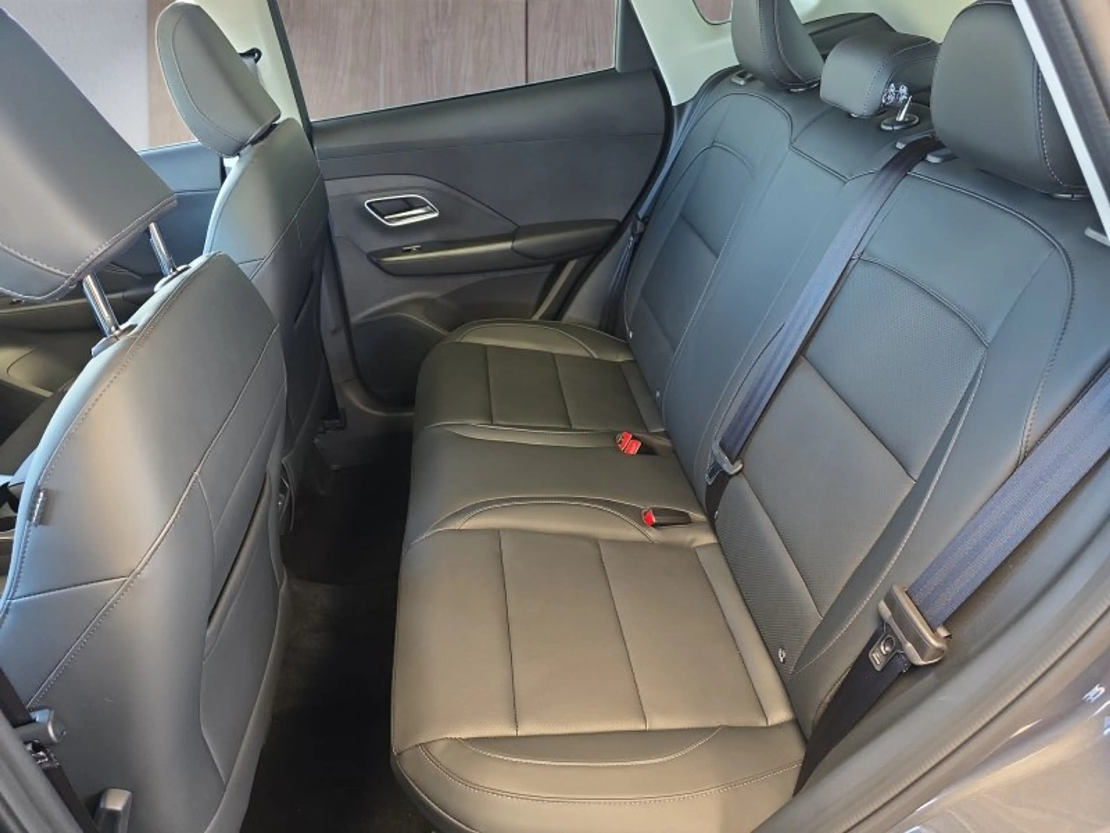 MG ZS Luxury 1,5 Hybrid+ 197PS Pano/18*Alu/LED/Navi/Lede — photo 13