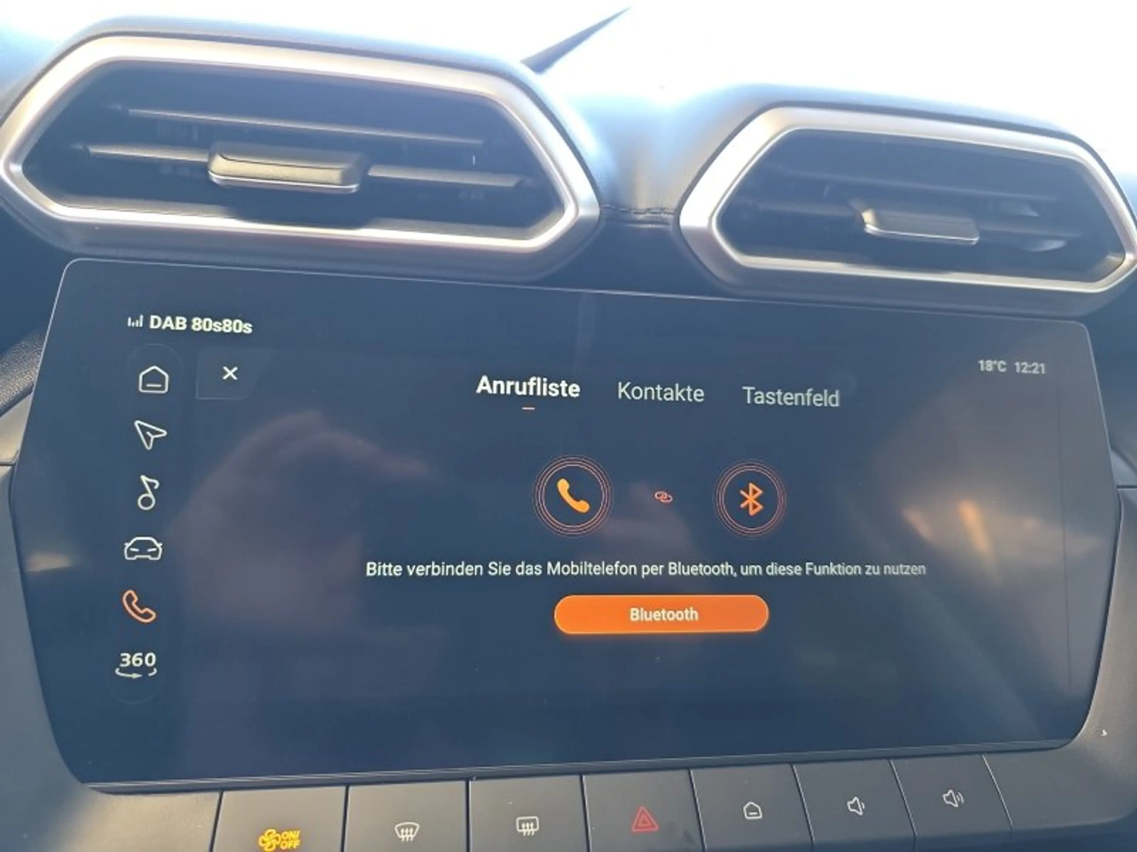 MG ZS Luxury 1,5 Hybrid+ 197PS Pano/18*Alu/LED/Navi/Lede — photo 28
