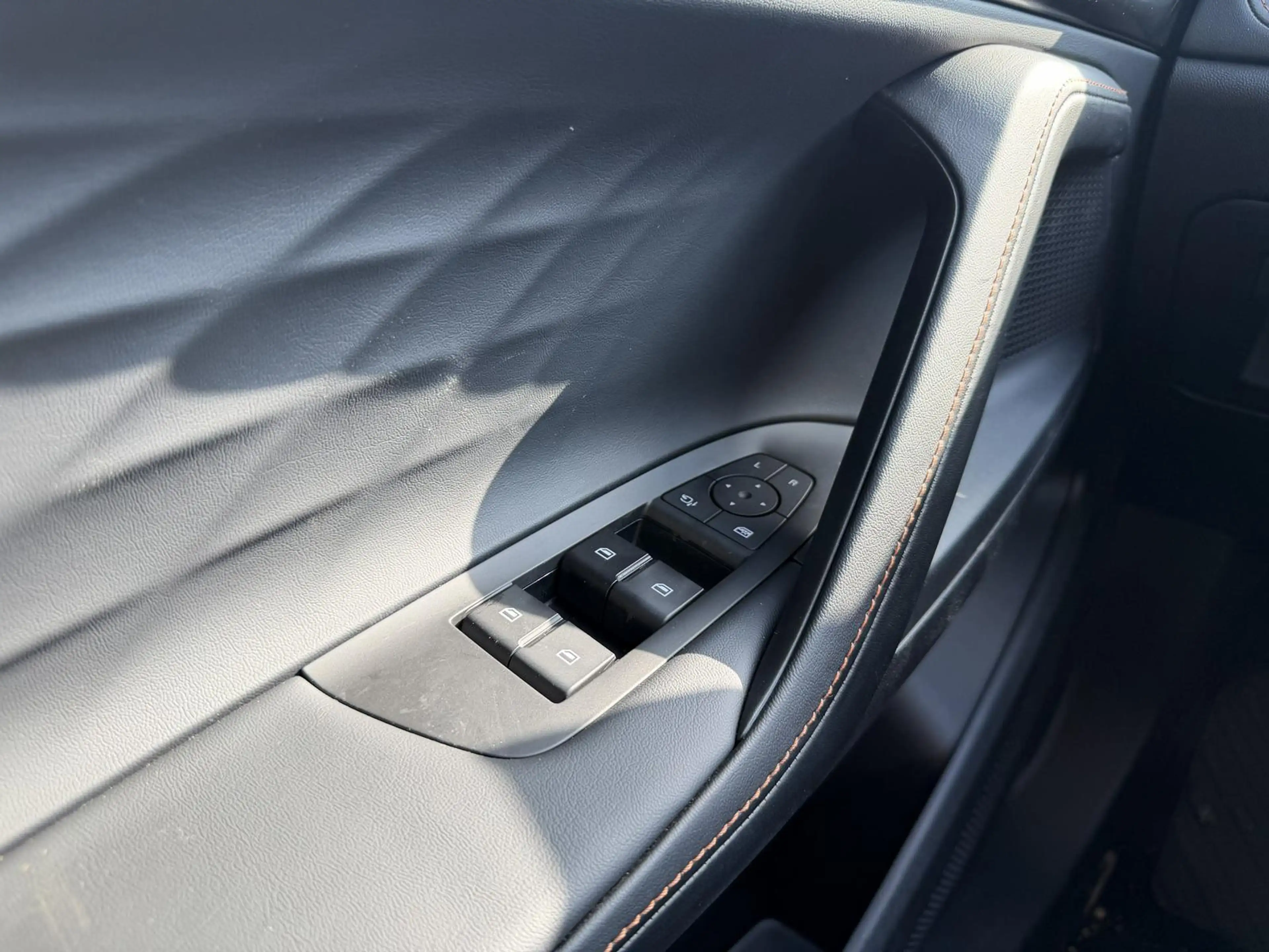 MG HS Luxury HEV+ 224PS Android Auto*Navi*SHZ*360° Ka... — photo 11