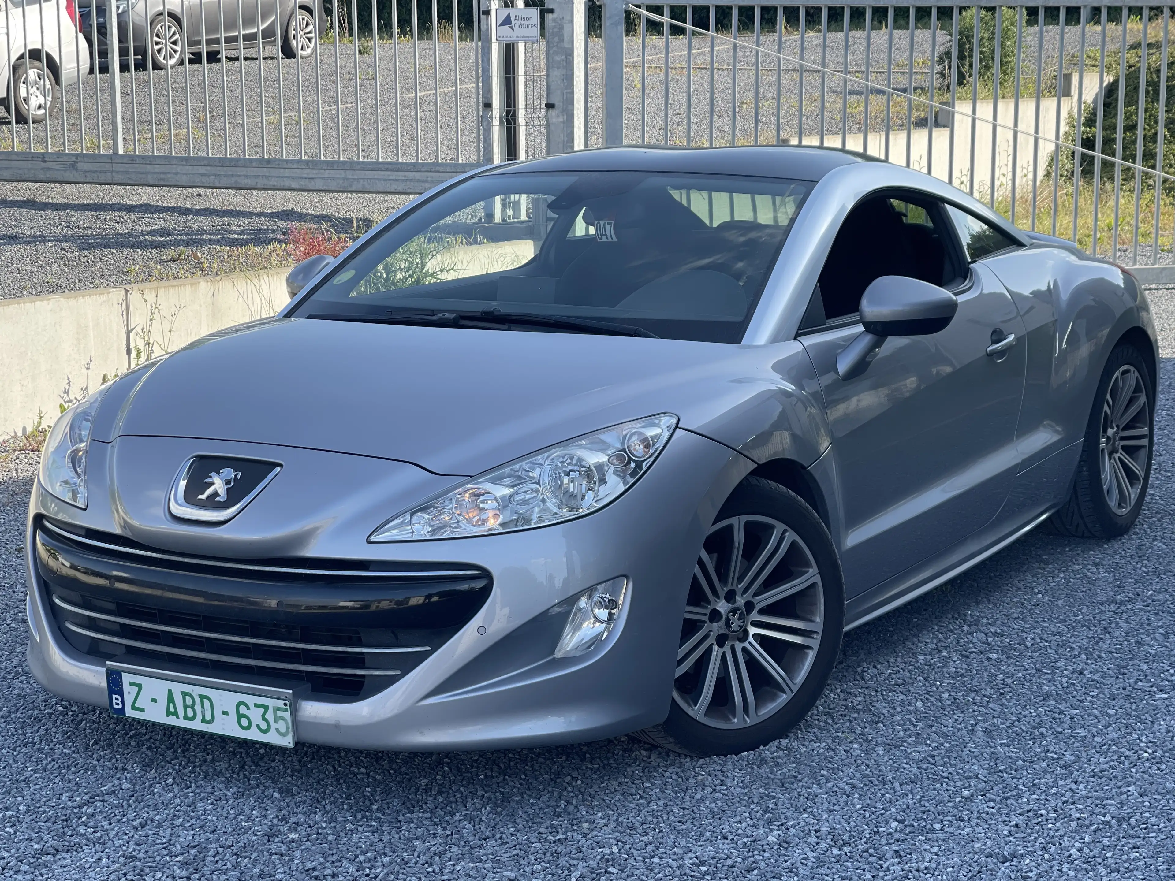 Peugeot RCZ 2.0 HDi / Carnet complet / 1er Main / Navi