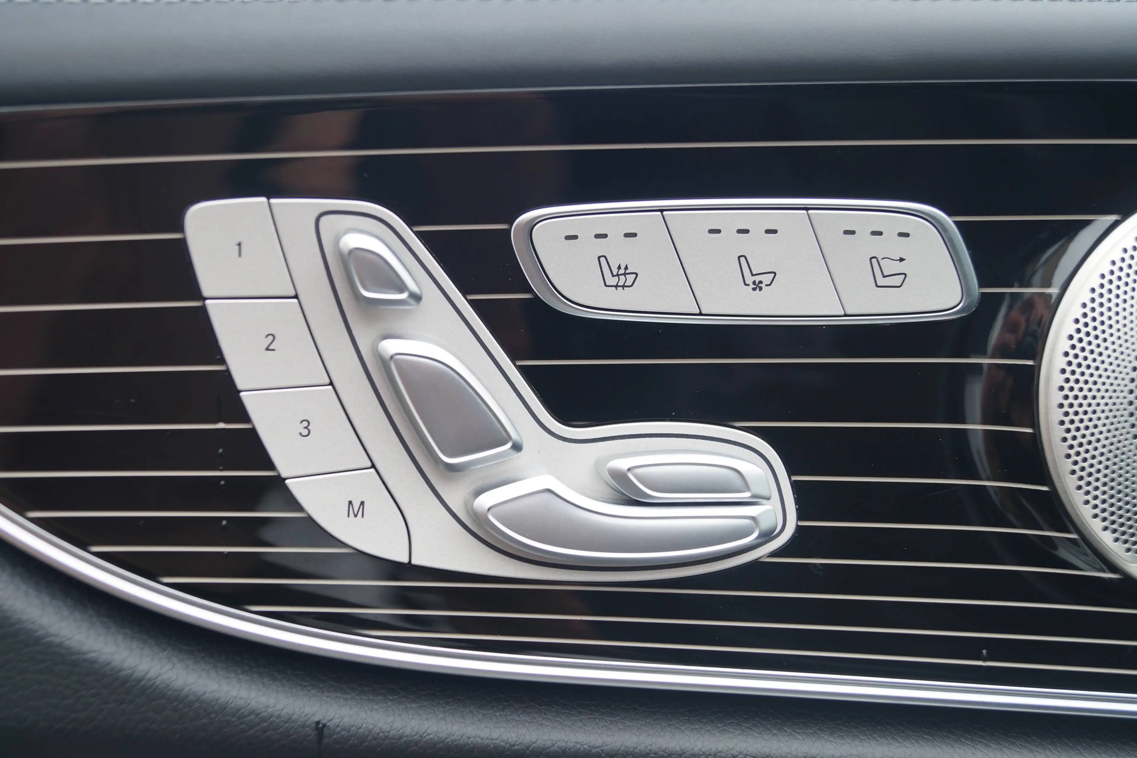 Mercedes-Benz E 53 AMG E 53 AMG 4Matic (238.461) — photo 11