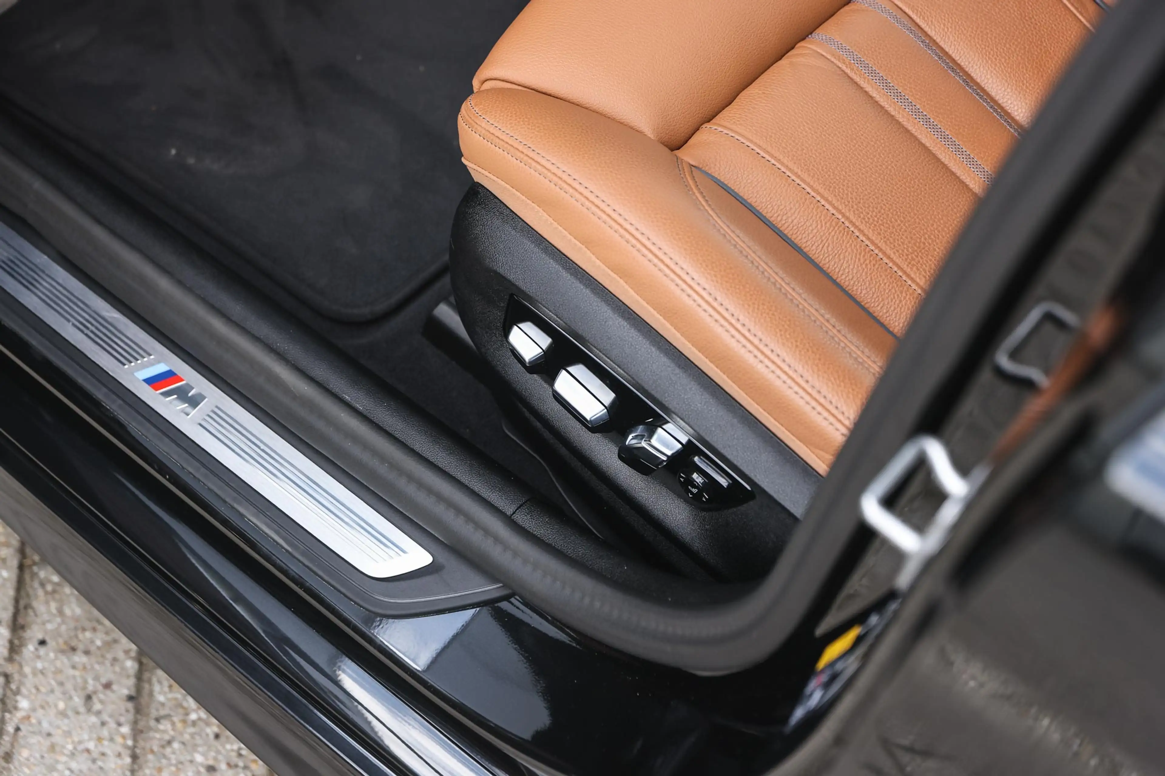 BMW 530 5 Serie Touring 530e High Executive M Sport Automa — photo 12