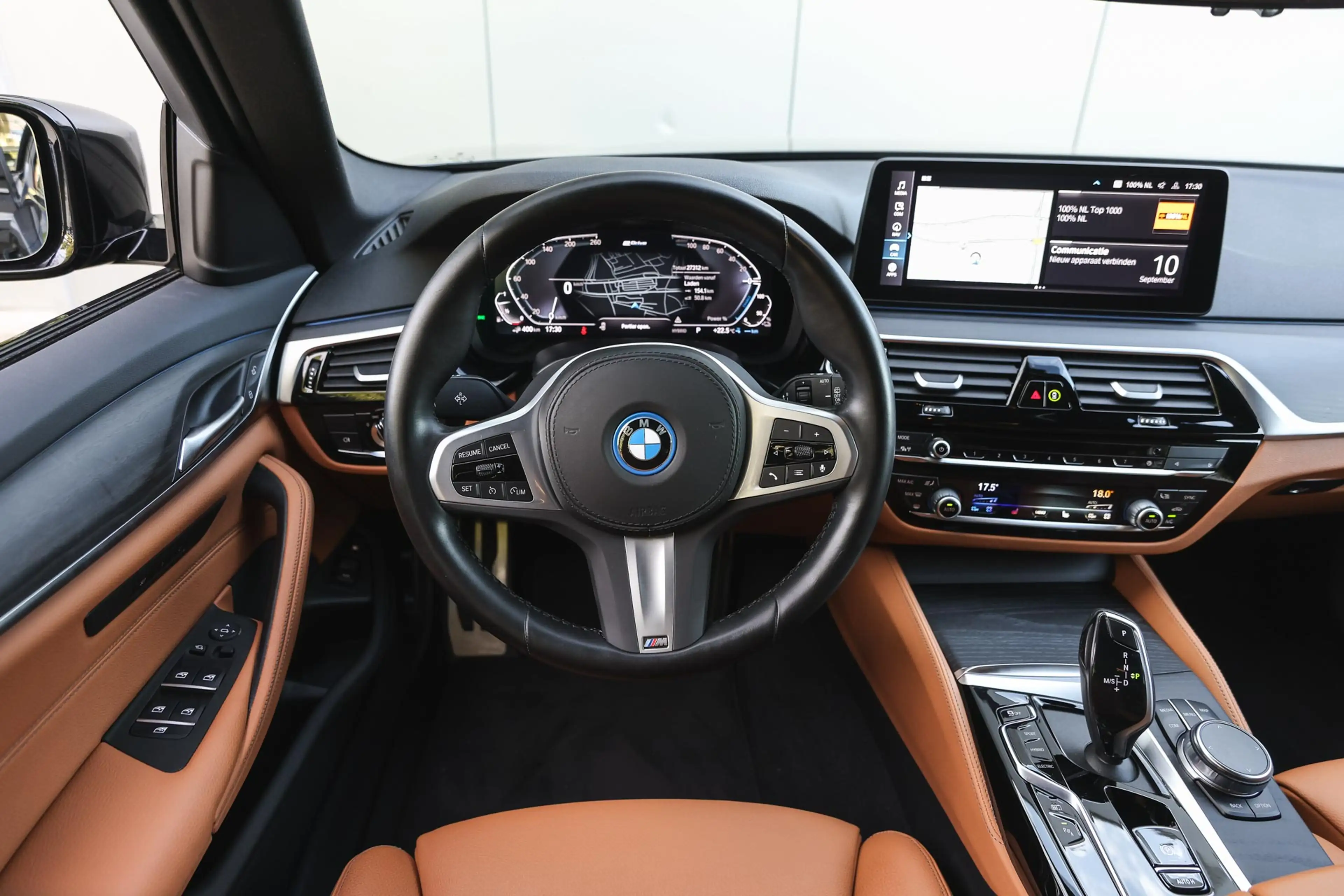 BMW 530 5 Serie Touring 530e High Executive M Sport Automa — photo 3