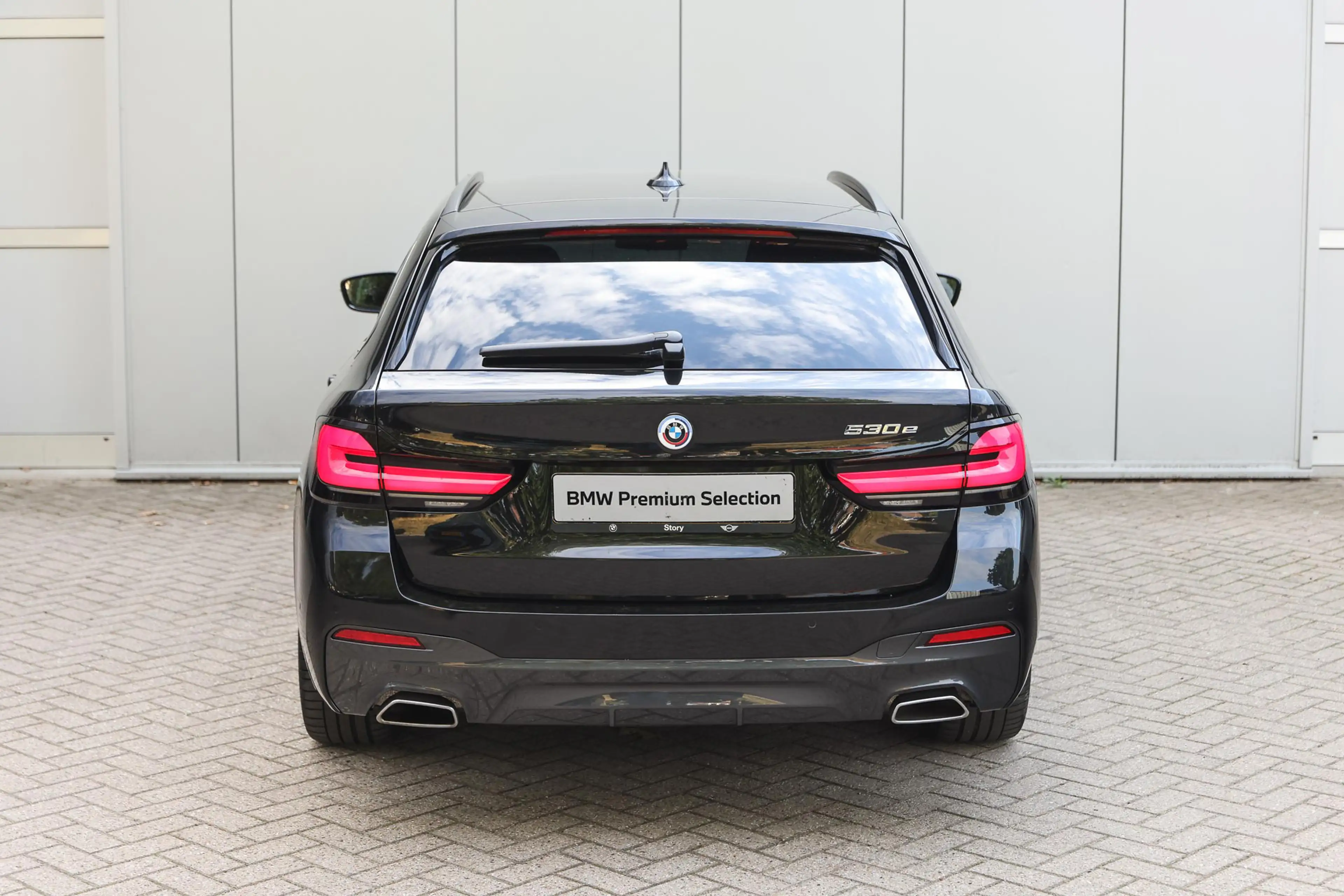 BMW 530 5 Serie Touring 530e High Executive M Sport Automa — photo 6