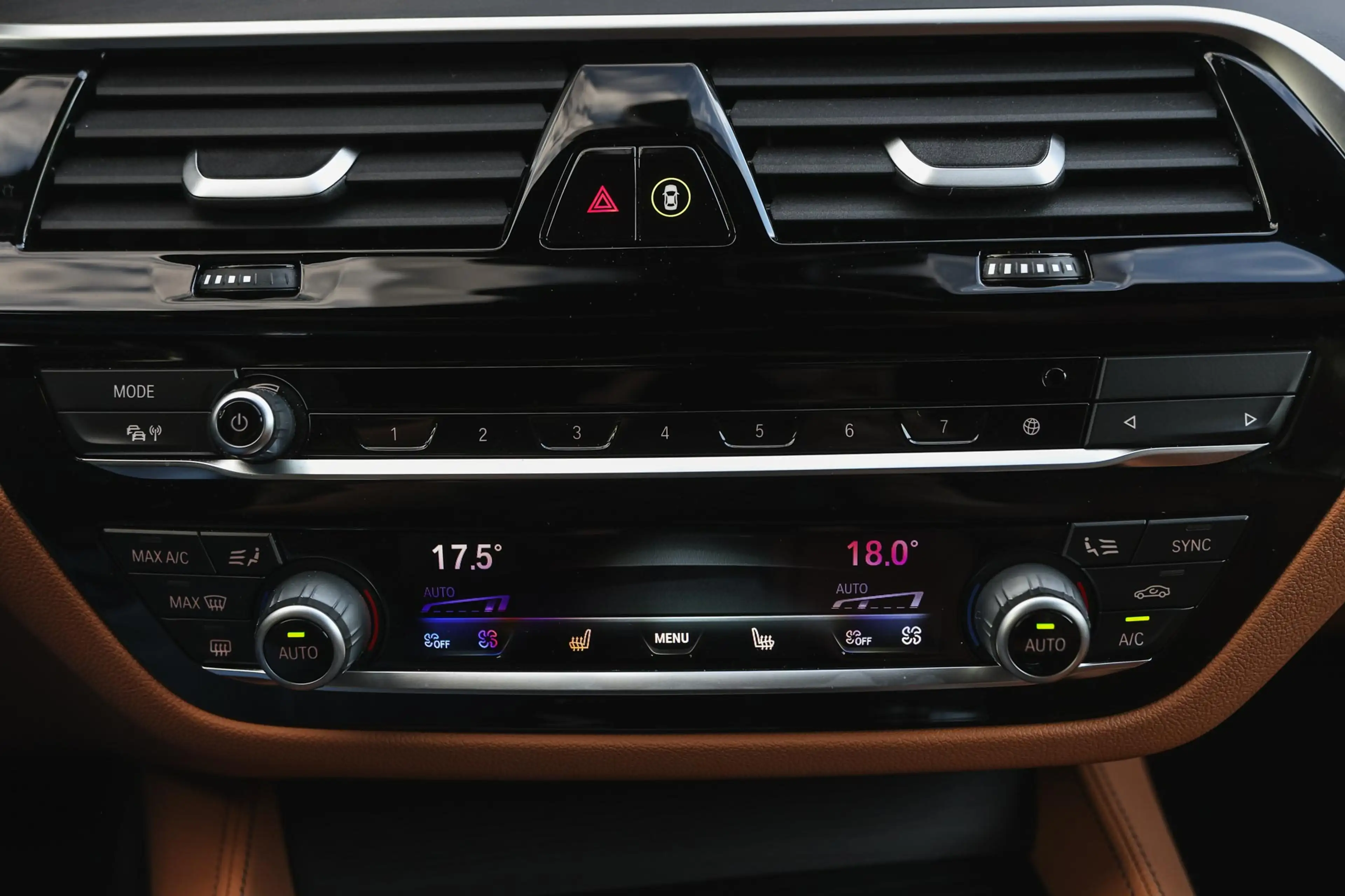 BMW 530 5 Serie Touring 530e High Executive M Sport Automa — photo 14