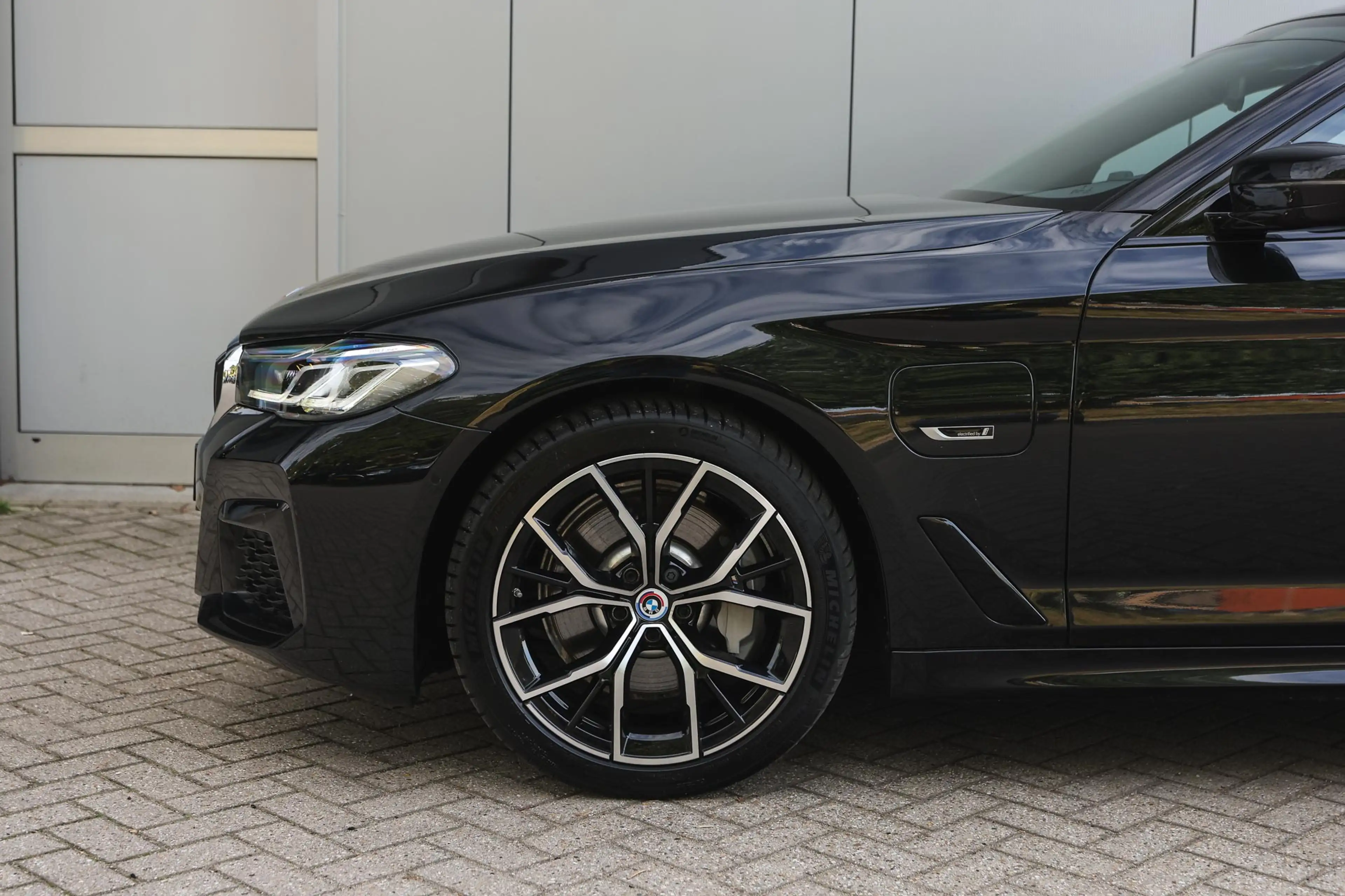 BMW 530 5 Serie Touring 530e High Executive M Sport Automa — photo 4