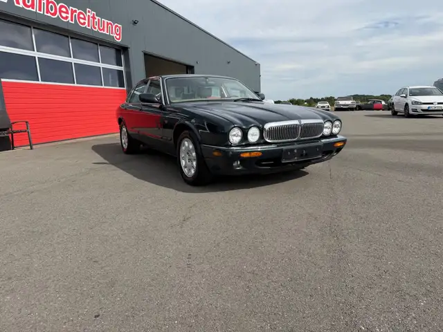 Jaguar XJ Sovereign 4.0