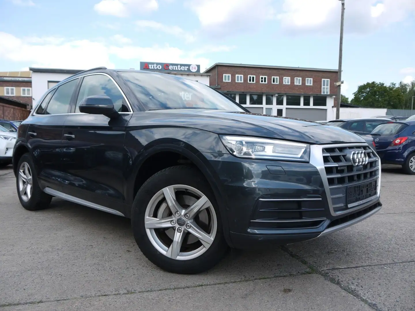 Audi Q5 Quattro/Sport/Automatik/360 Grad Kamera Grijs - 1