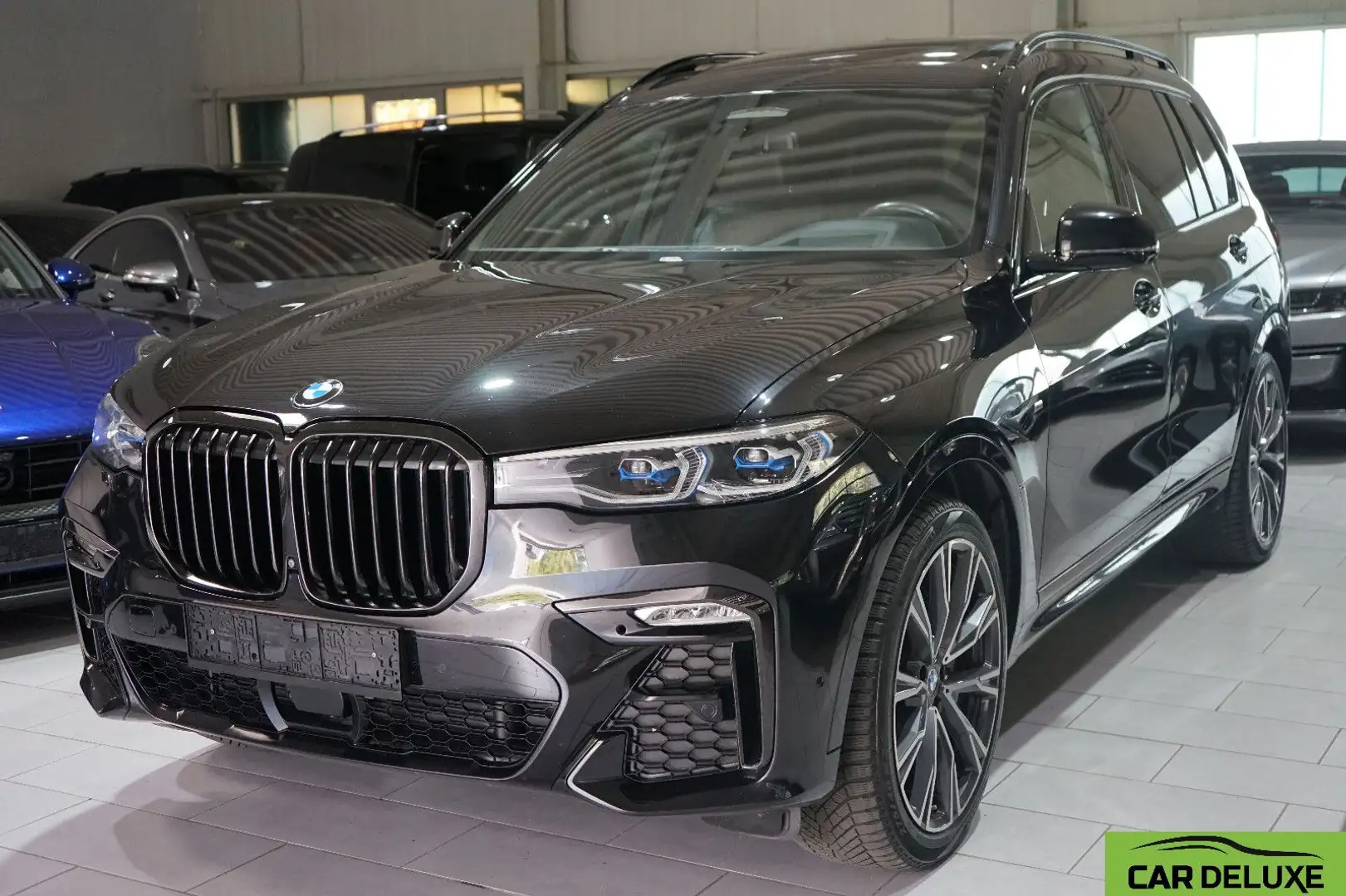 BMW X7 M50i 7SITZ*SKY LOUNGE*LEDER INDIVIDUAL*STANDH Černá - 2