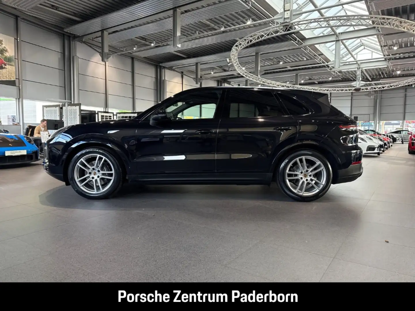 Porsche Cayenne Schwarz - 2