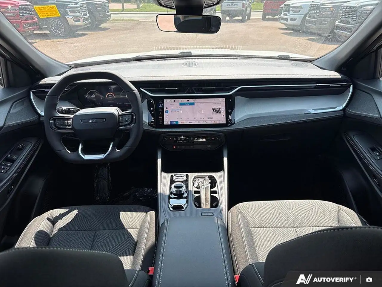 Jeep Cherokee снимка Jeep Cherokee