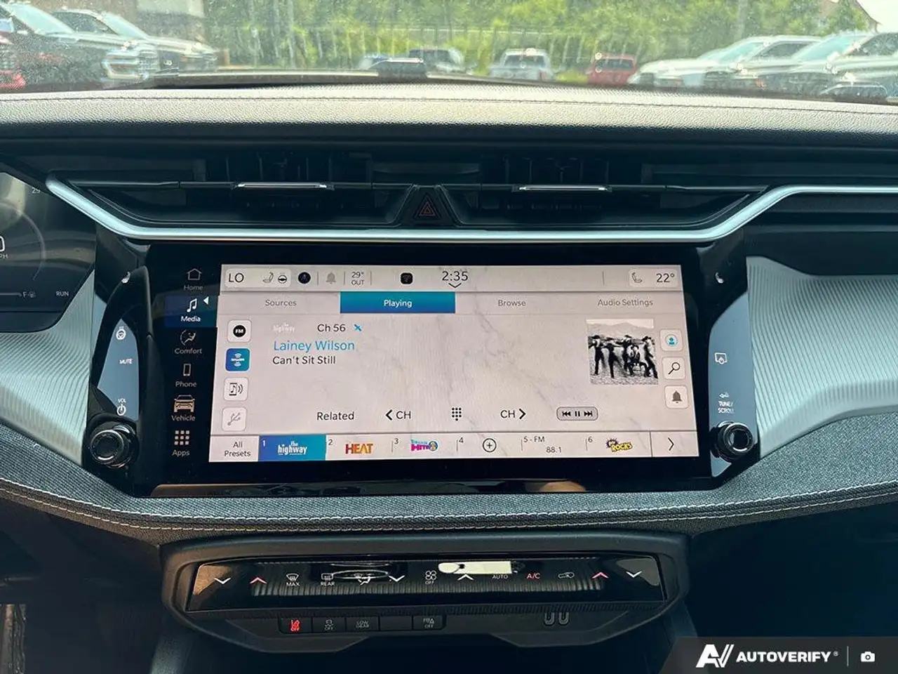 Jeep Cherokee снимка Jeep Cherokee