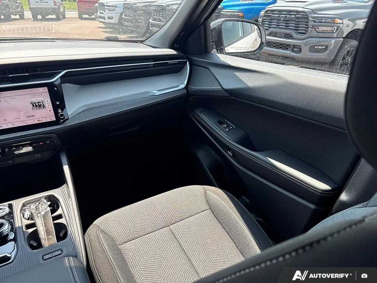 Jeep Cherokee снимка Jeep Cherokee