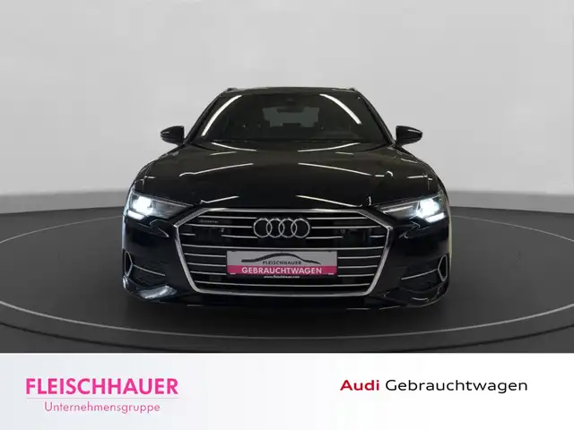Audi A6 Avant view 2