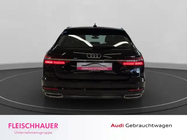 Audi A6 Avant view 6