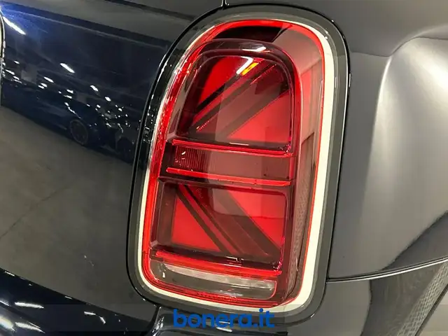 Mini Cooper Cooper view 11