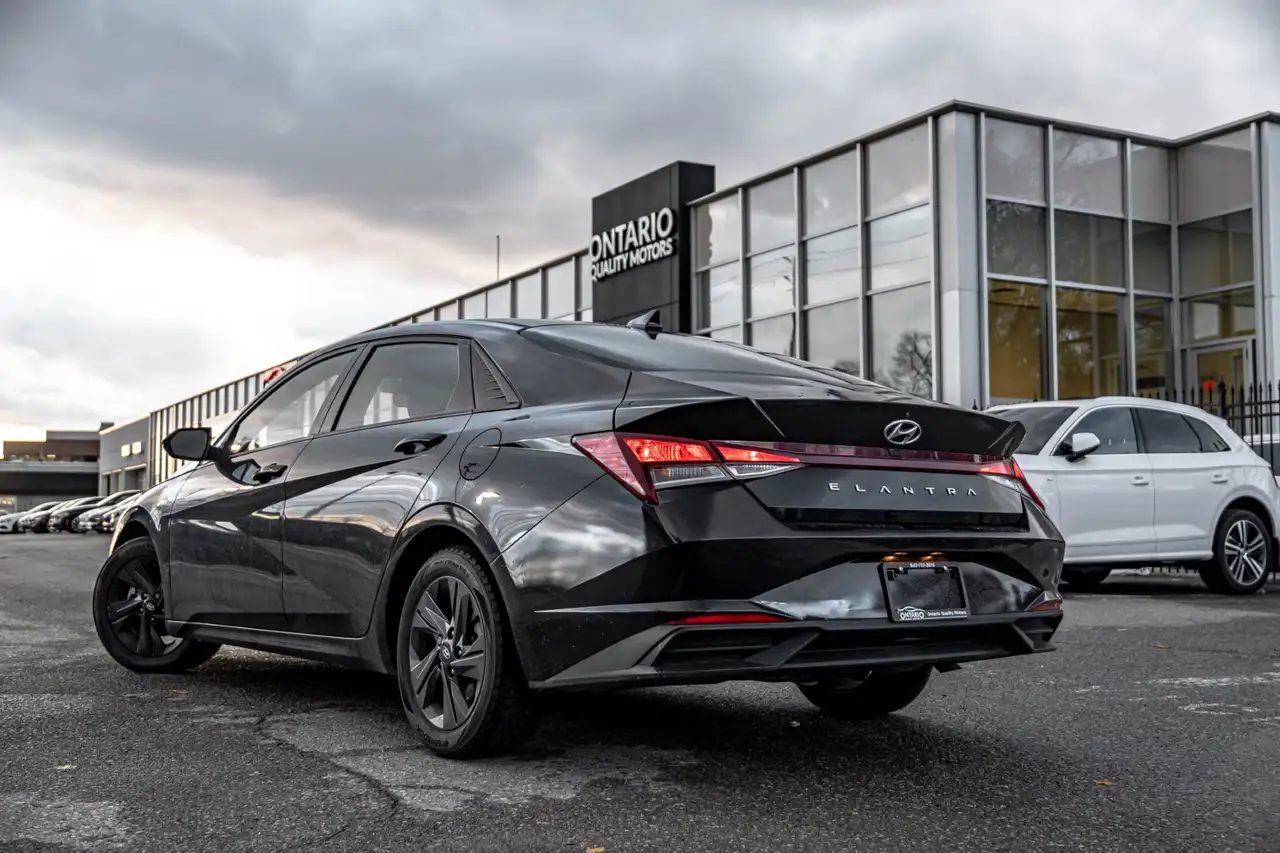 Hyundai ELANTRA снимка Hyundai ELANTRA
