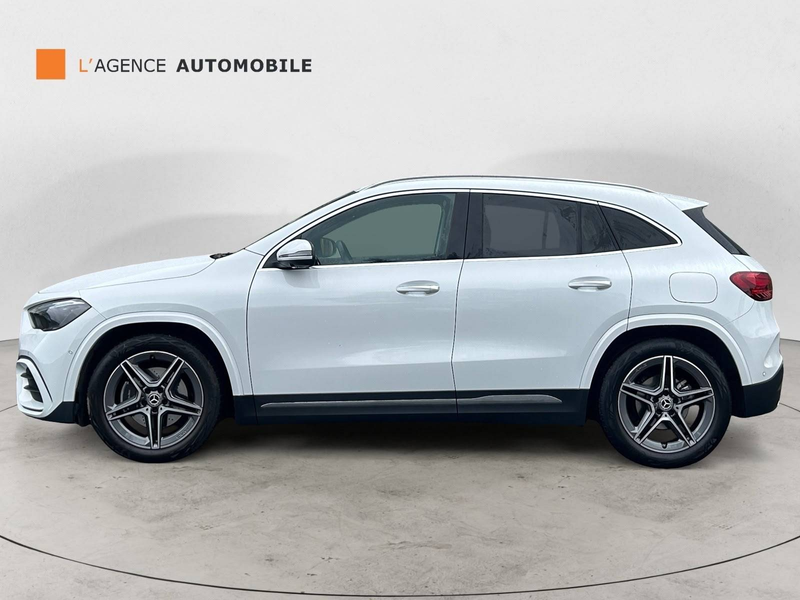 Mercedes-Benz GLA 180 L'agence Beersel - Garantie 12 Mois - AMG Line — photo 3